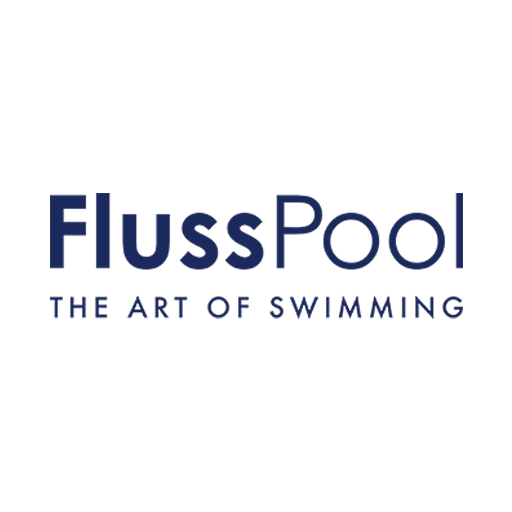 Ein Logo mit weissem Hintergrund und dem Firmennamen FlussPool und Slogan The art of swimming.